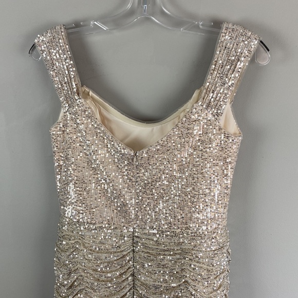 NWT Cinderella Platinum Sequin Dress Size XL - Picture 9 of 16